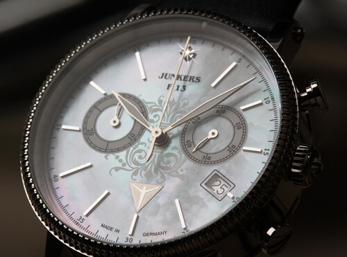 Dámske hodinky Junkers s nádherným perleťovým pozadím